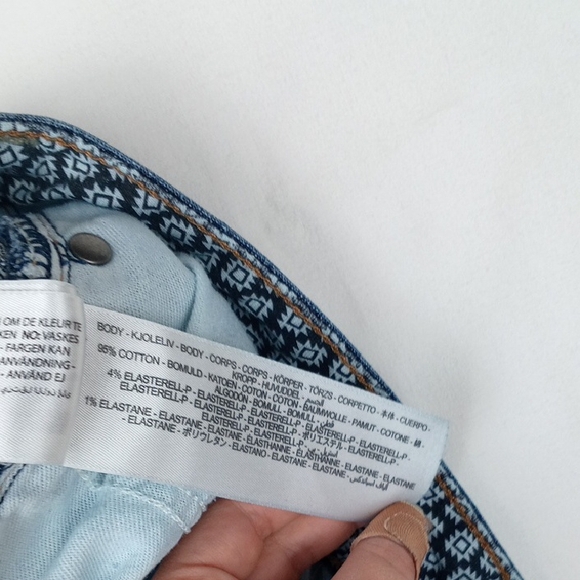 Ariat 33 long perfect rise flare Denim Blue Jeans distressed - Picture 10 of 12